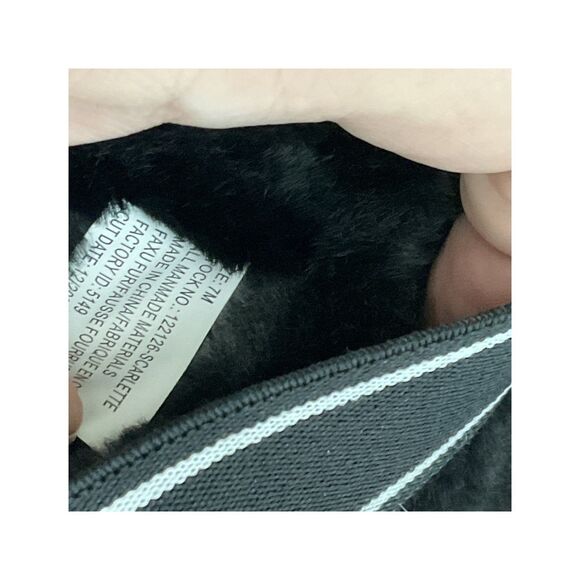 Maurices Black Slingback Faux Fur Slippers 7M - Picture 7 of 7